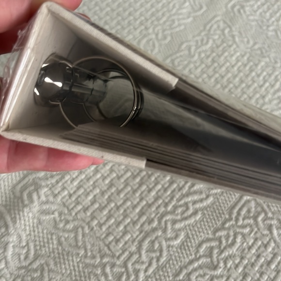 Scrapbooking/ Paper Crafts - Picture 2 of 7